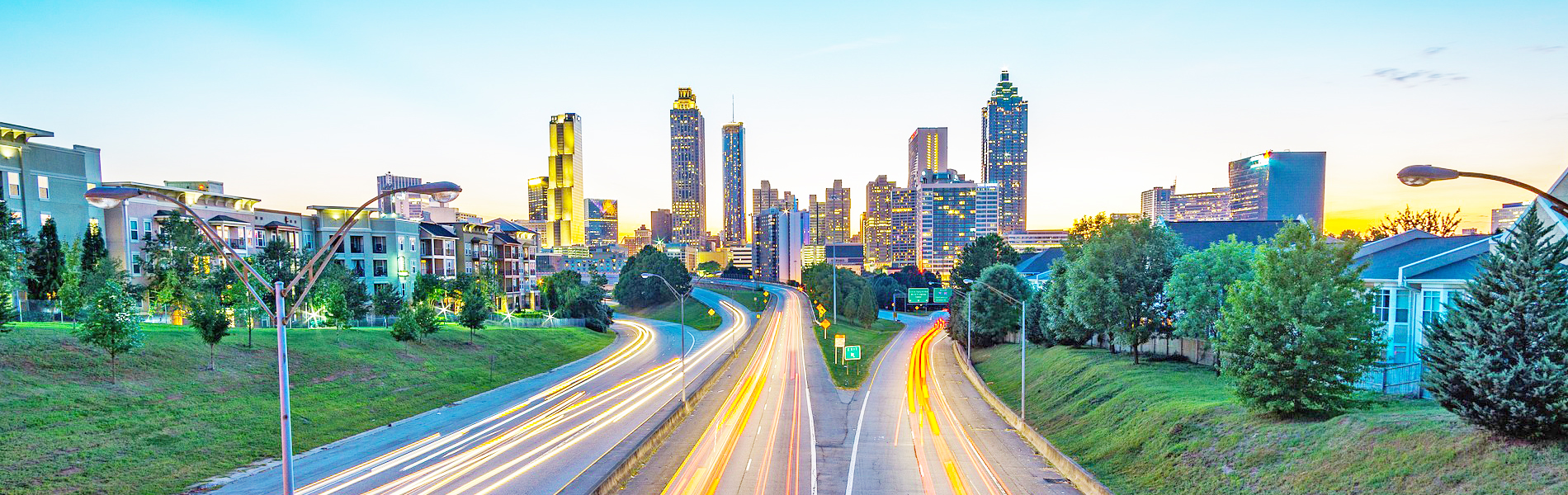 「全国対応の陸送サービス｜不動車・バイク・EVも安心お任せ」